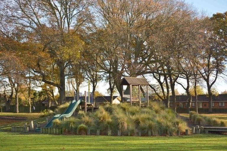 Photo of property in 3/34 Edward Avenue, Edgeware, Christchurch, 8013