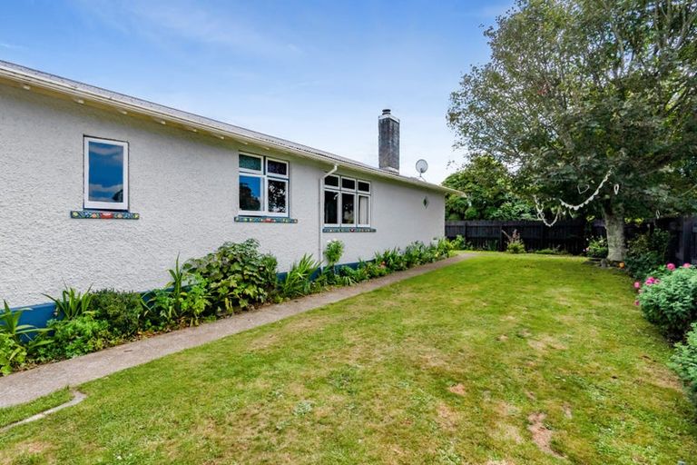 Photo of property in 15 Lear Street, Stratford, 4332