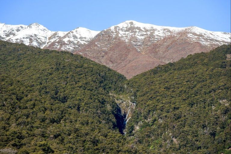 Photo of property in 48a Rata Road, Makarora, Wanaka, 9382