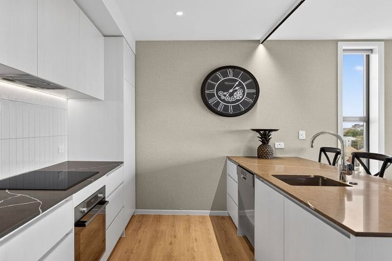 Photo of property in 605/64 Kilmore Street, Christchurch Central, Christchurch, 8013