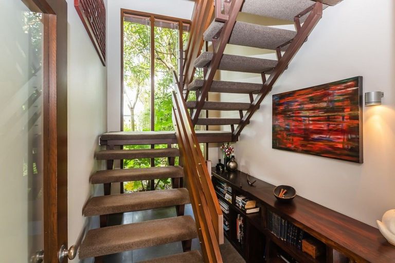 Photo of property in 32 Jeffreys Road, Fendalton, Christchurch, 8052