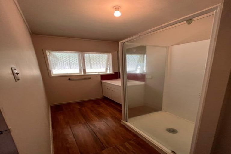 Photo of property in 2/1 Snell Place, Pakuranga, Auckland, 2010