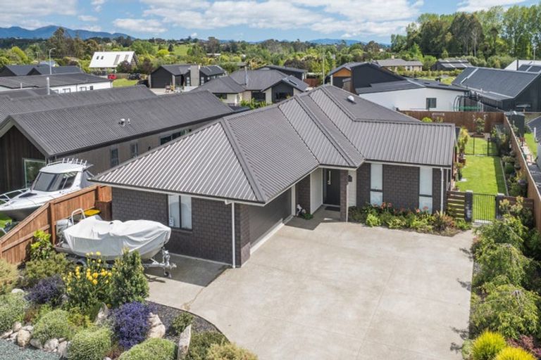 Photo of property in 100 Iwa Street, Mapua, 7005