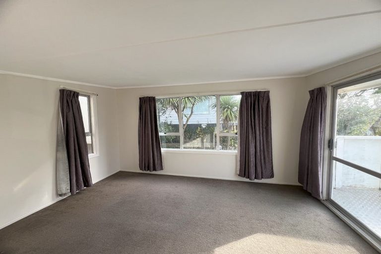 Photo of property in 8 Bain Place, Bucklands Beach, Auckland, 2014