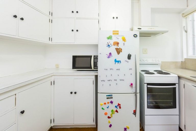 Photo of property in 24b Deller Grove, Silverstream, Upper Hutt, 5019