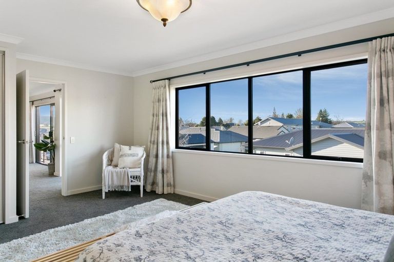 Photo of property in 8 Chateau Crescent, Rangatira Park, Taupo, 3330