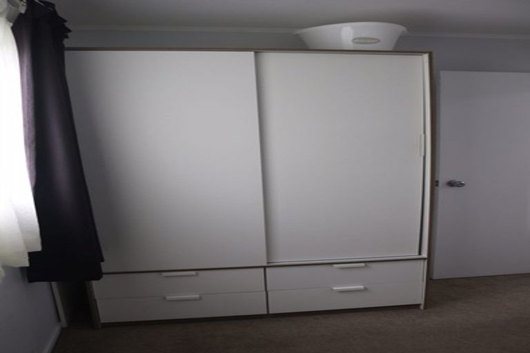 Photo of property in 18 Dunstall Place, Mangere Bridge, Auckland, 2022