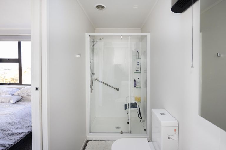 Photo of property in 2 Solway Street, Holmes Hill, Oamaru, 9401