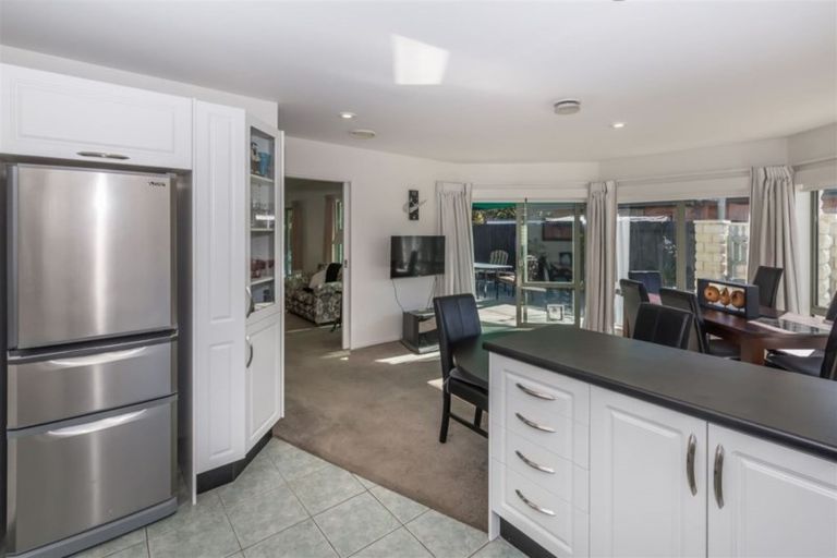 Photo of property in 51 Durrell Way, Rolleston, 7614