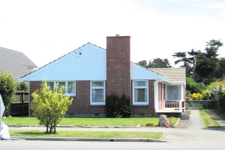 Photo of property in 294 Estuary Road, South New Brighton, Christchurch, 8062