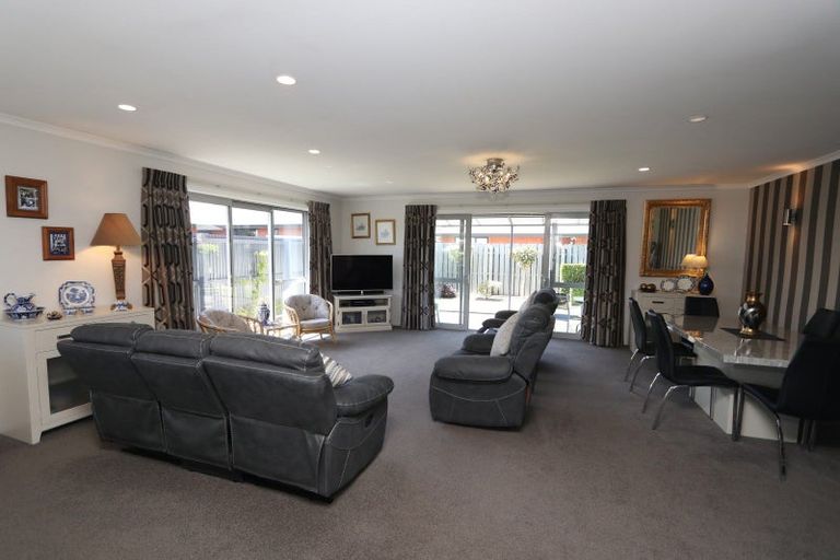 Photo of property in 53 Aitken Street, Ashburton, 7700