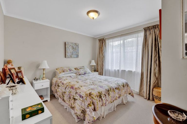 Photo of property in 5 Faber Place, Inglewood, 4330