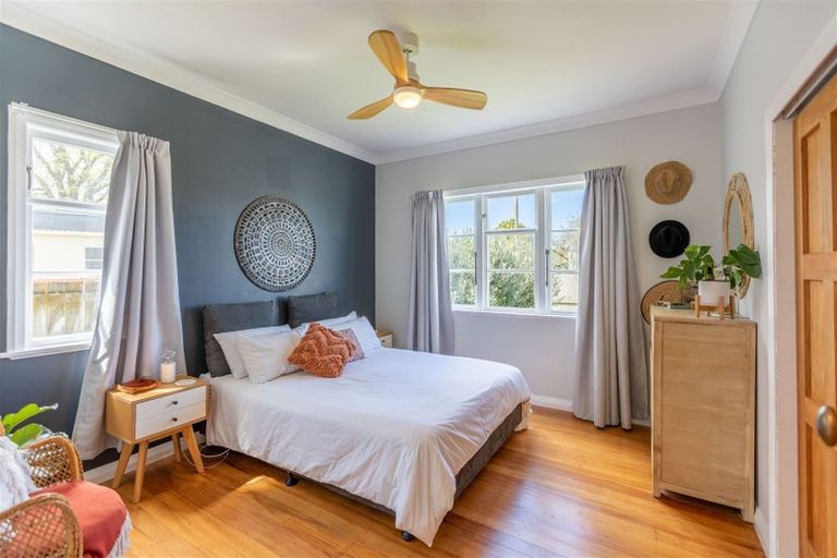 Photo of property in 5 Barker Road, Marewa, Napier, 4110