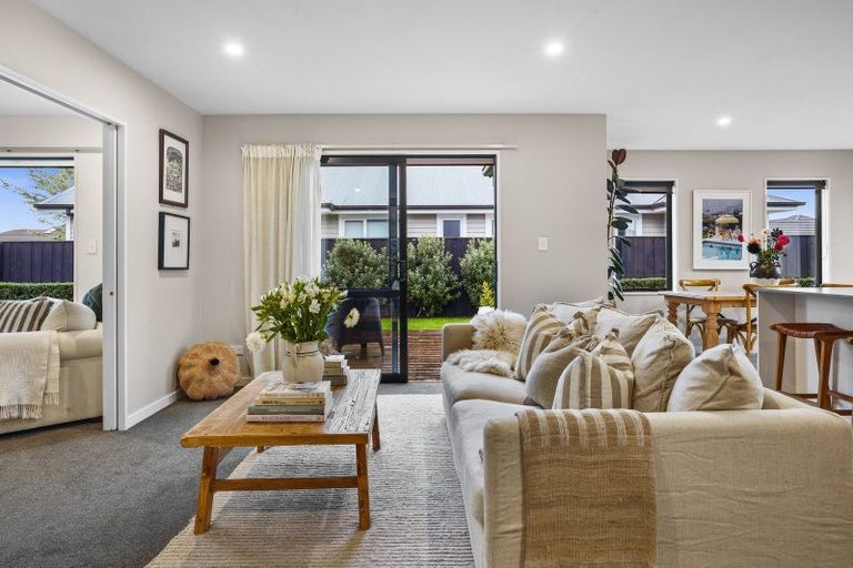 Photo of property in 4 Papawai Drive, Rangiora, 7400