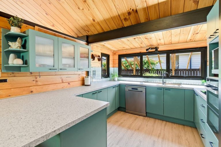 Photo of property in 2/238 Estuary Road, South New Brighton, Christchurch, 8062