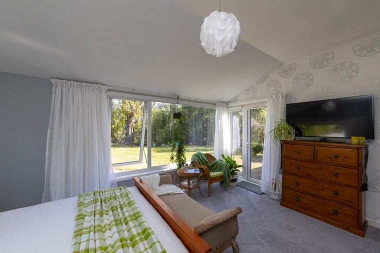 Photo of property in 6 Polson Hill Drive, Aokautere, Palmerston North, 4471