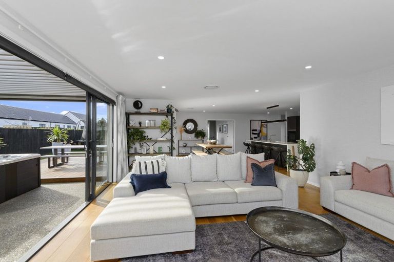 Photo of property in 13 Kelburn Place, Tinwald, Ashburton, 7700