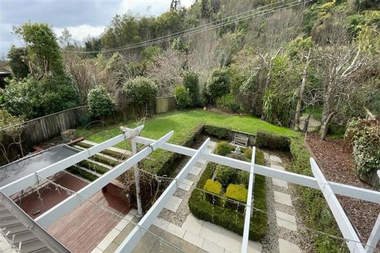 Photo of property in 5 Heather Place, Picton, 7220