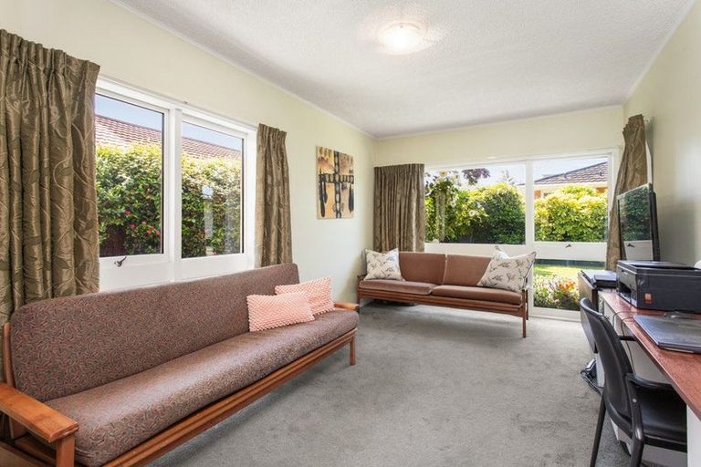 Photo of property in 28 Rutherglen Avenue, Ilam, Christchurch, 8041