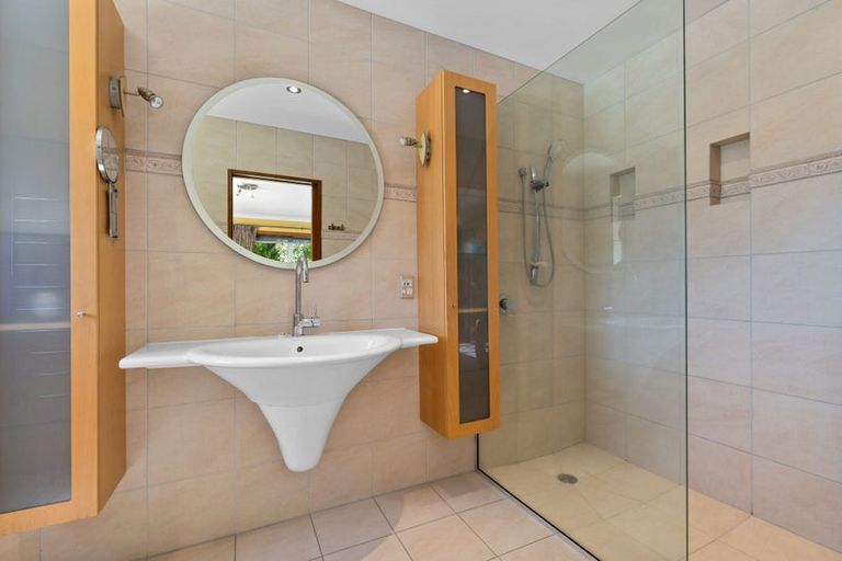 Photo of property in 586 Yaldhurst Road, Yaldhurst, Christchurch, 7676