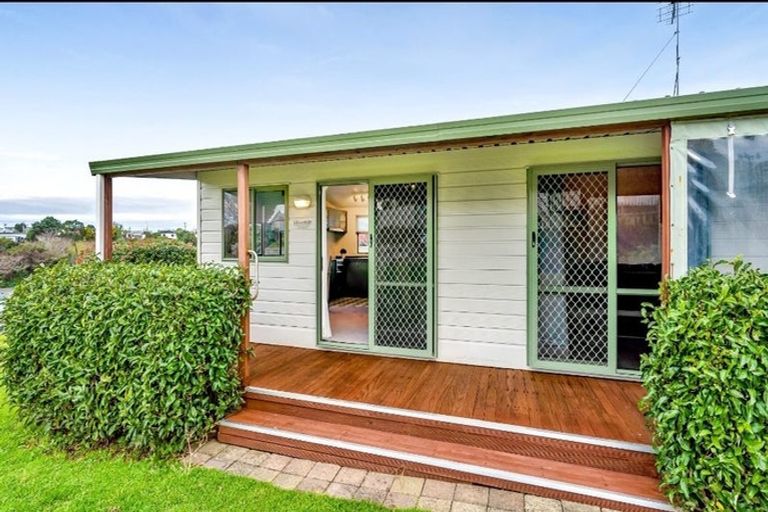 Photo of property in 197b Seaview Road, Westown, New Plymouth, 4310