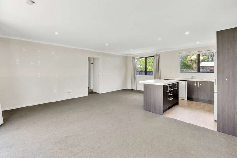 Photo of property in 28 Railway Terrace East, Glentunnel, Sheffield, 7673