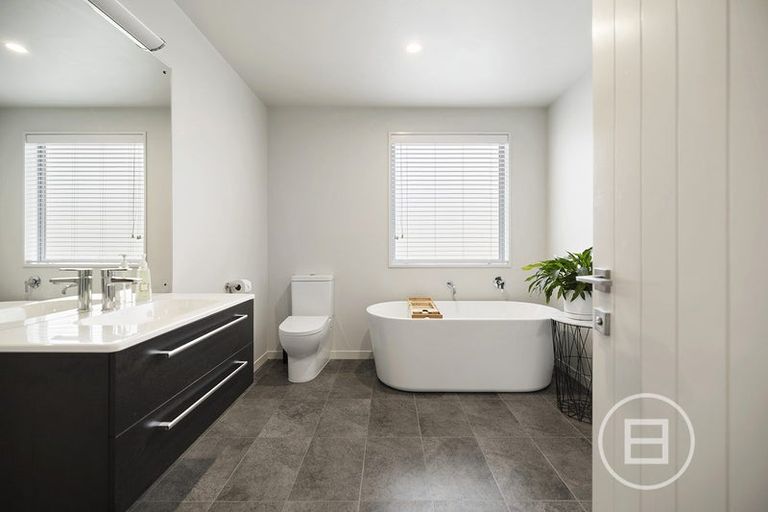 Photo of property in 85 Risinghurst Terrace, Lower Shotover, Queenstown, 9304