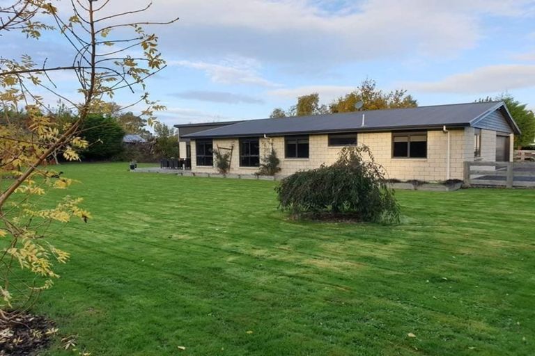 Photo of property in 90 Henry Street, Waikouaiti, 9510