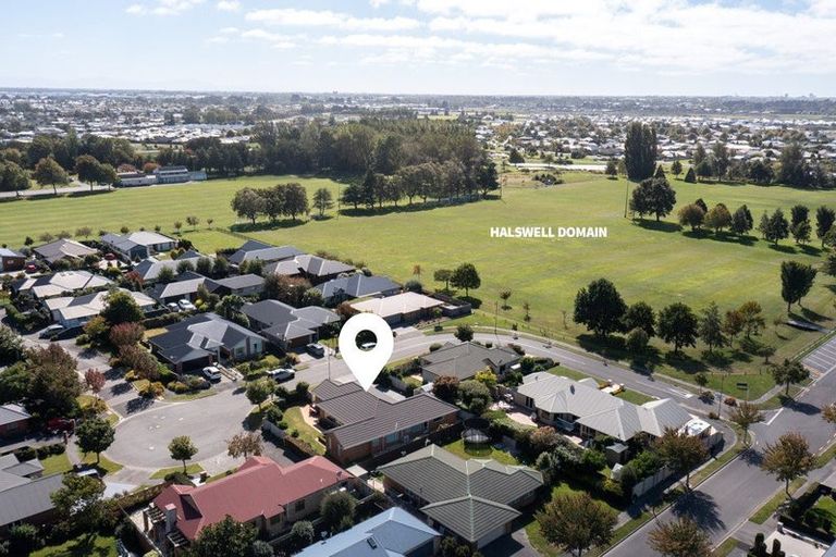 Photo of property in 7 Steane Place, Halswell, Christchurch, 8025
