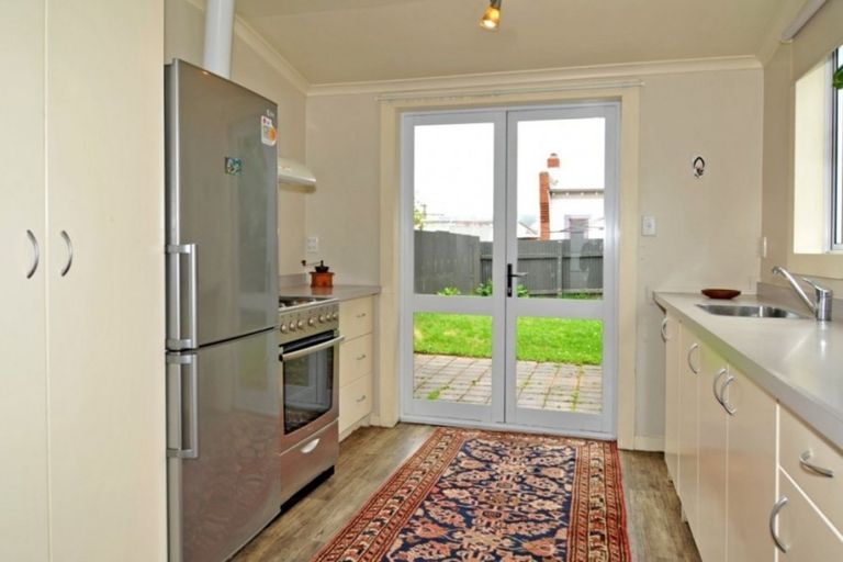 Photo of property in 14 Peel Street, Mornington, Dunedin, 9011