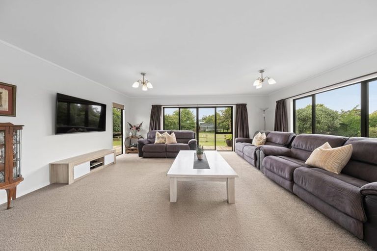Photo of property in 1 Whitcombe Street, Lepperton, New Plymouth, 4373