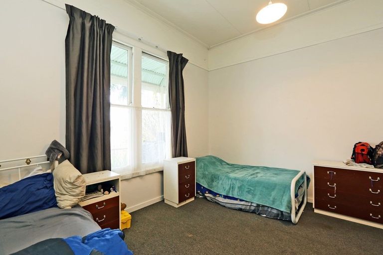 Photo of property in 402 Avenue Road West, Hastings, 4122