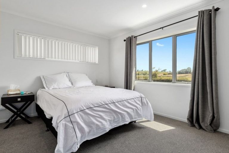 Photo of property in 1/46 North Ridge Drive, Rototuna North, Hamilton, 3281