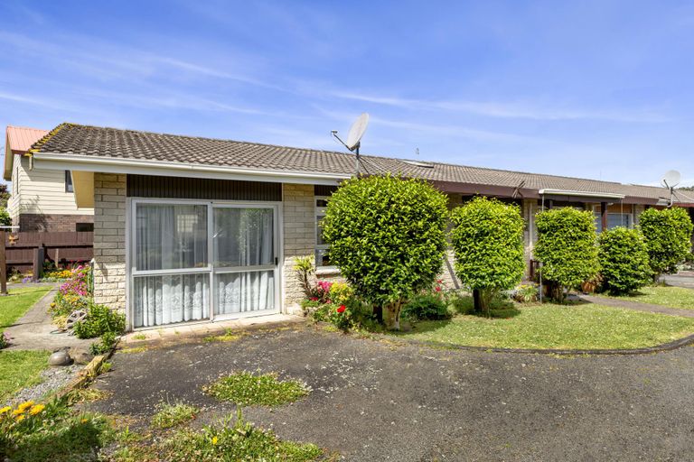 Photo of property in 14 John Street, Raglan, 3225