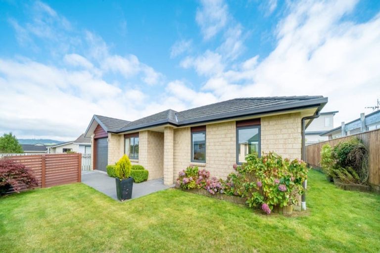 Photo of property in 175 Mark Avenue, Grenada Village, Wellington, 6037