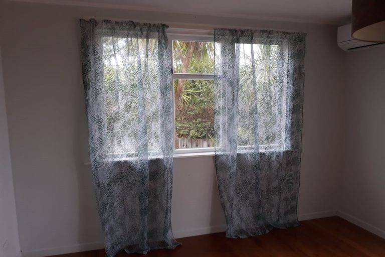 Photo of property in 1/20 Philson Terrace, Browns Bay, Auckland, 0630