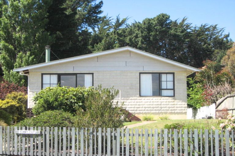 Photo of property in 60 Rotten Row, Waikuku Beach, 7473