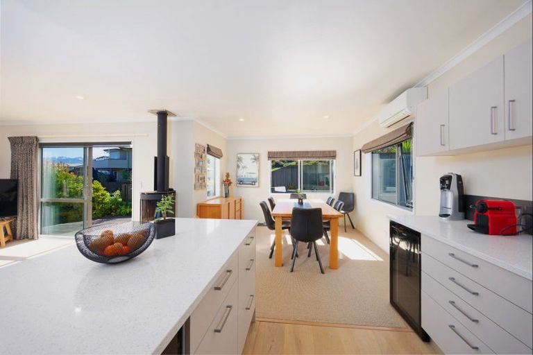 Photo of property in 61 Kotuku Road, South Bay, Kaikoura, 7300