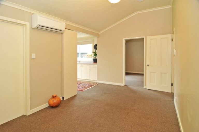 Photo of property in 14 Peel Street, Mornington, Dunedin, 9011