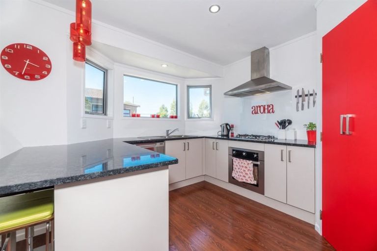 Photo of property in 1/78 Nile Road, Milford, Auckland, 0620