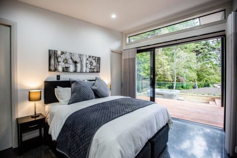 Photo of property in 39 Upper Harbour Drive, Greenhithe, Auckland, 0632