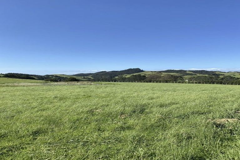 Photo of property in 1572b Millbrook Road, Taipuha, Paparoa, 0571