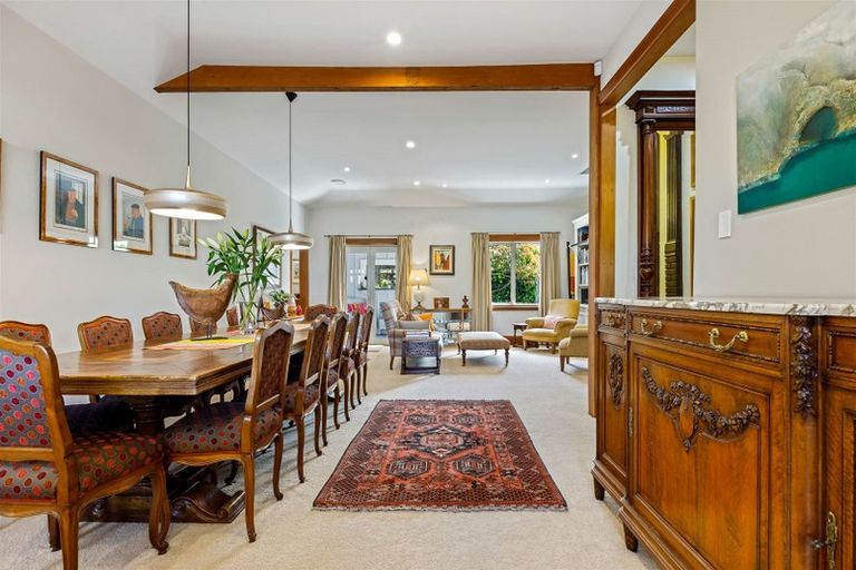 Photo of property in 7 Thorrington Road, Cashmere, Christchurch, 8022