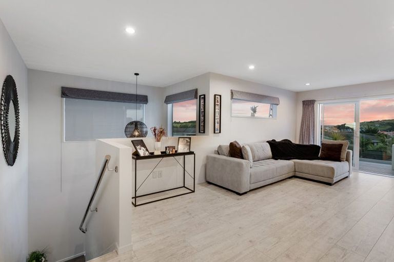 Photo of property in 259 Alec Craig Way, Gulf Harbour, Whangaparaoa, 0930