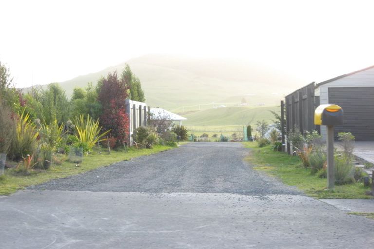 Photo of property in 33 Te Waaka Terrace, Kuratau, Turangi, 3381