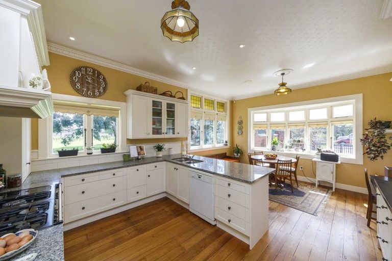 Photo of property in 451 Kairanga Bunnythorpe Road, Bunnythorpe, Palmerston North, 4478