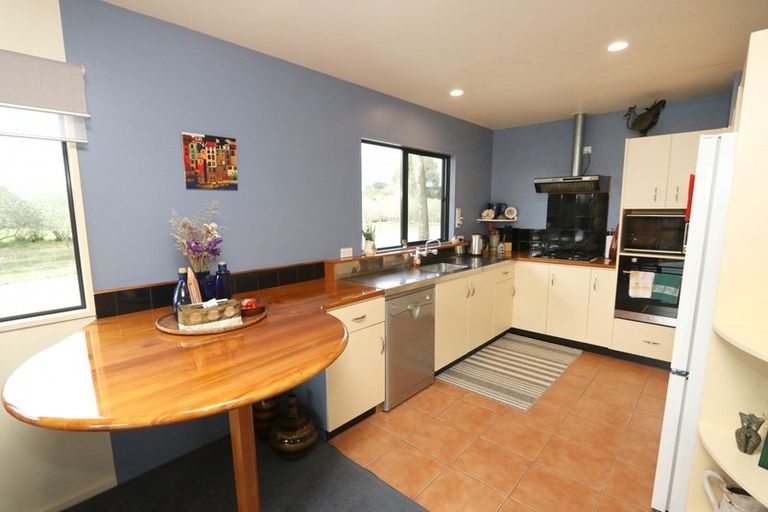 Photo of property in 84 Winslow Westerfield Road, Winslow, Ashburton, 7775