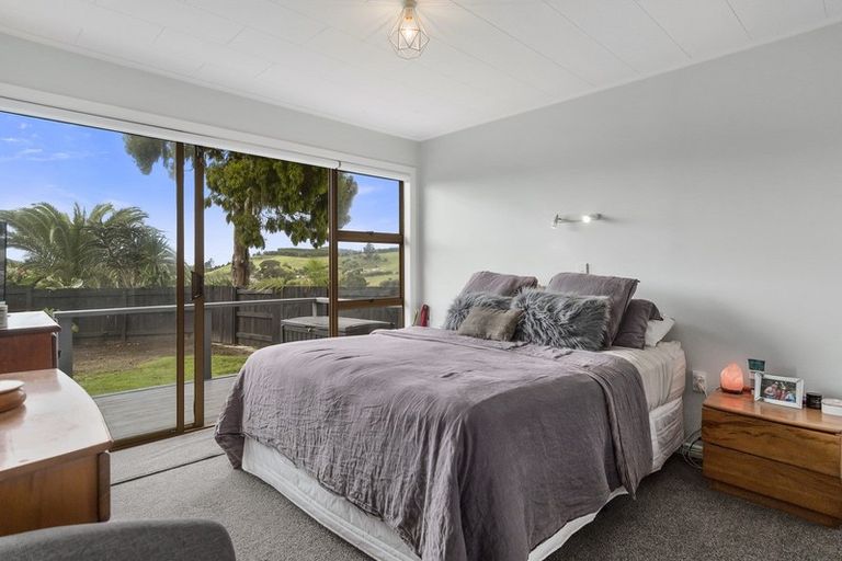 Photo of property in 25 Waikite Road, Welcome Bay, Tauranga, 3112