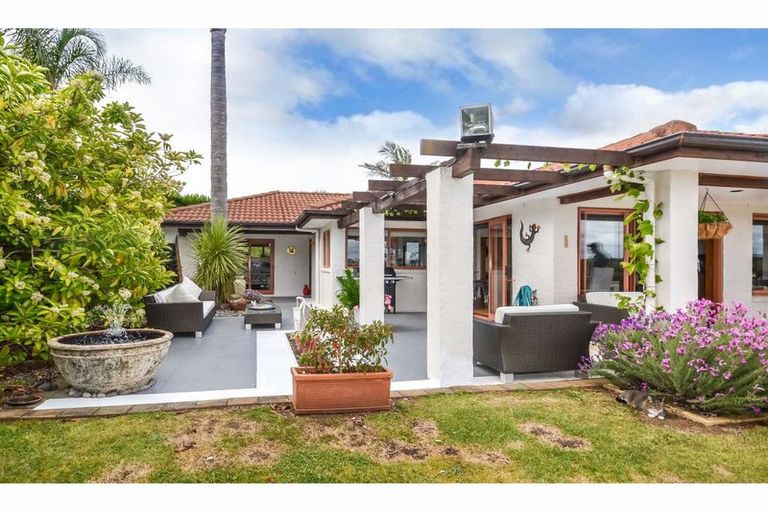 Photo of property in 33 Rarere Terrace, Kerikeri, 0230