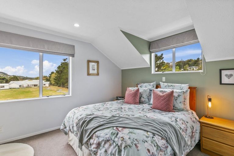 Photo of property in 4/9 Tawa Street, Tawa, Wellington, 5028